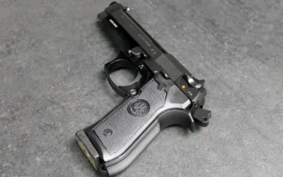 Üzsan Üzümlü > Tabanca Kabzeleri ve Gravürleri